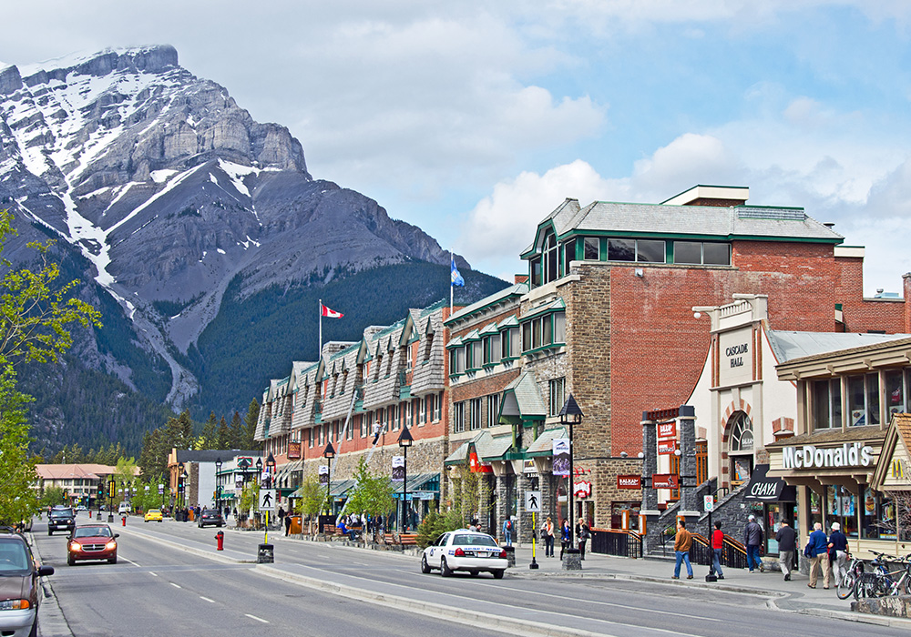 Irwin’s Mountain Inn, Banff