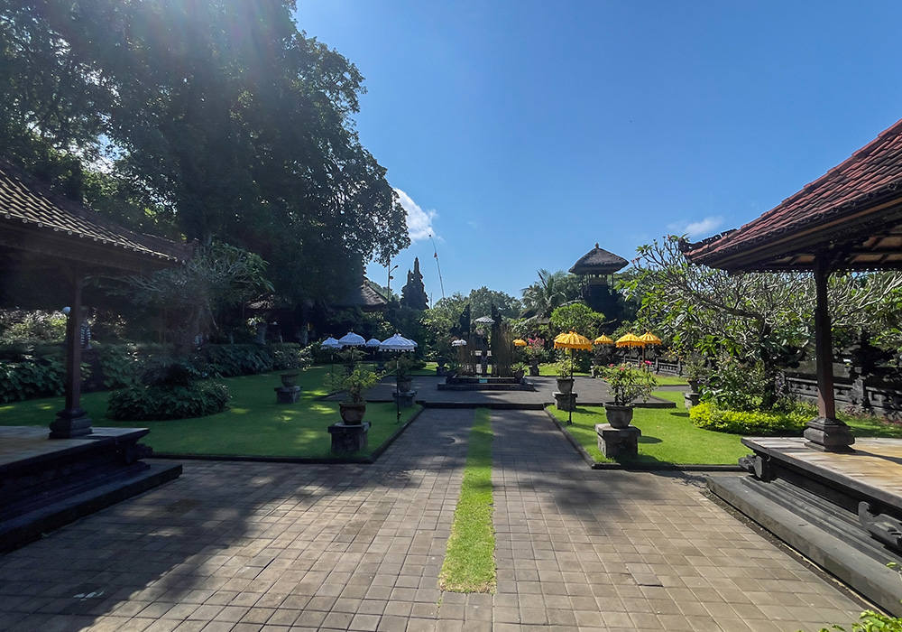 Grand Ixora Kuta Resort